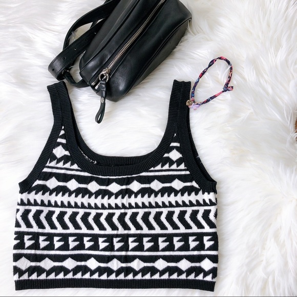 Ecote Women Sz S Med Aztec Tribal Print tank top - Picture 1 of 6